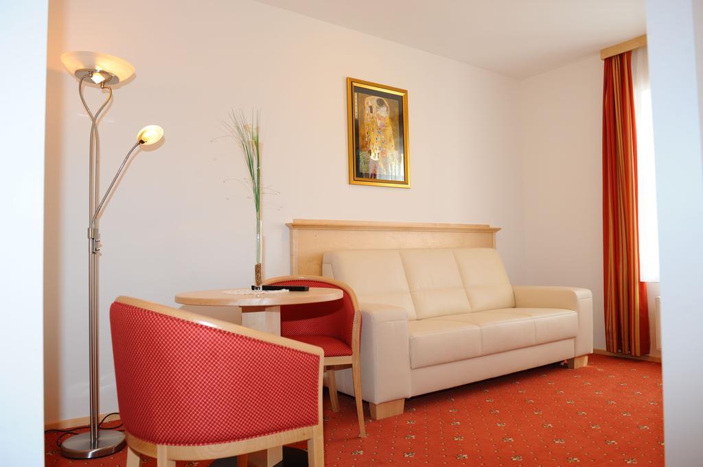 Hotel-Gasthof-Fleischerei - Zur Alten Post Schwanberg Kültér fotó